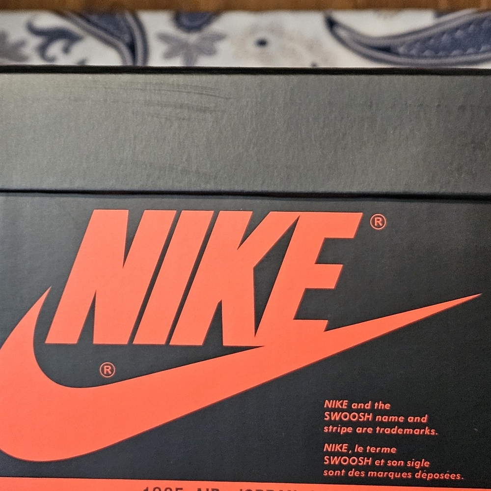 NIKE - Picture 16 of 16